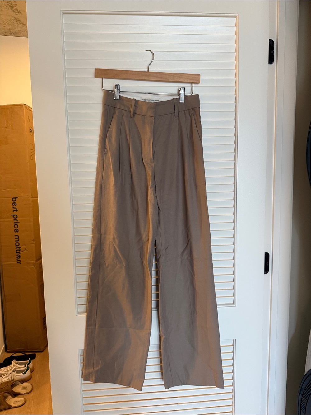 The Effortless Pant Aritzia